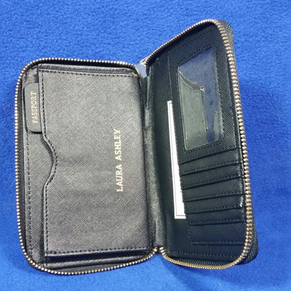 Laura Ashley En Route Travel Wallet NWT - Picture 8 of 10